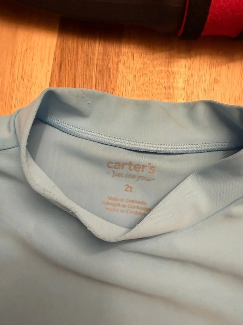 2 Swimsuit + Rashguards - Picture 5 of 6